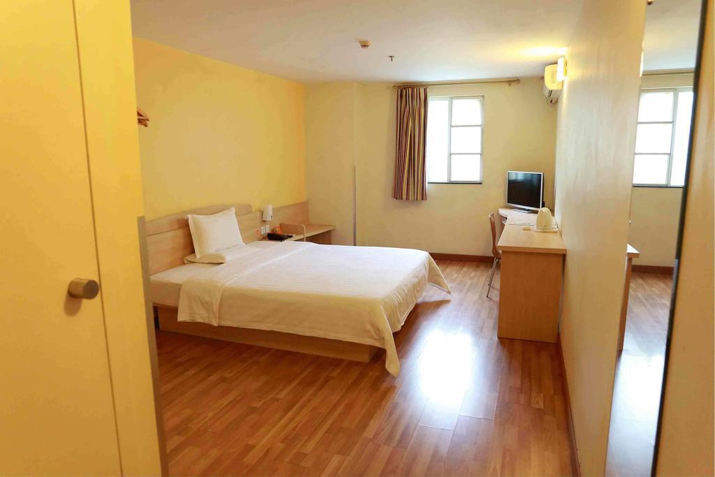 7Days Inn Shaoguang Buxing Street Номер фото