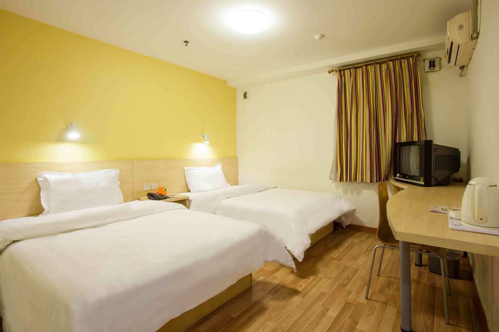 7Days Inn Shaoguang Buxing Street Номер фото